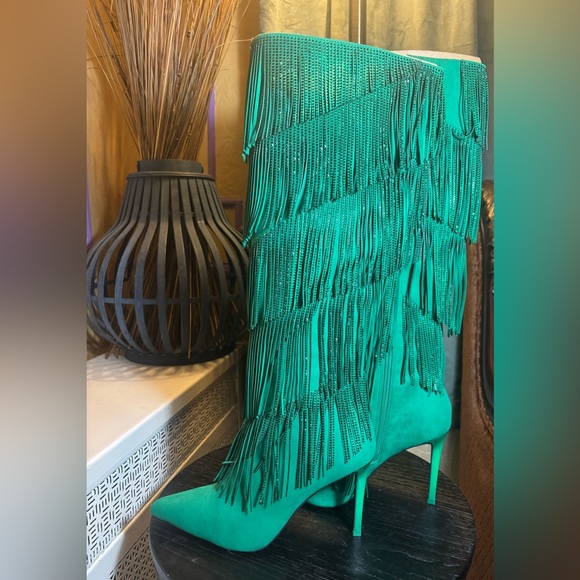 NWOT - Green dressy rhinestone Fringe boots - Picture 2 of 10